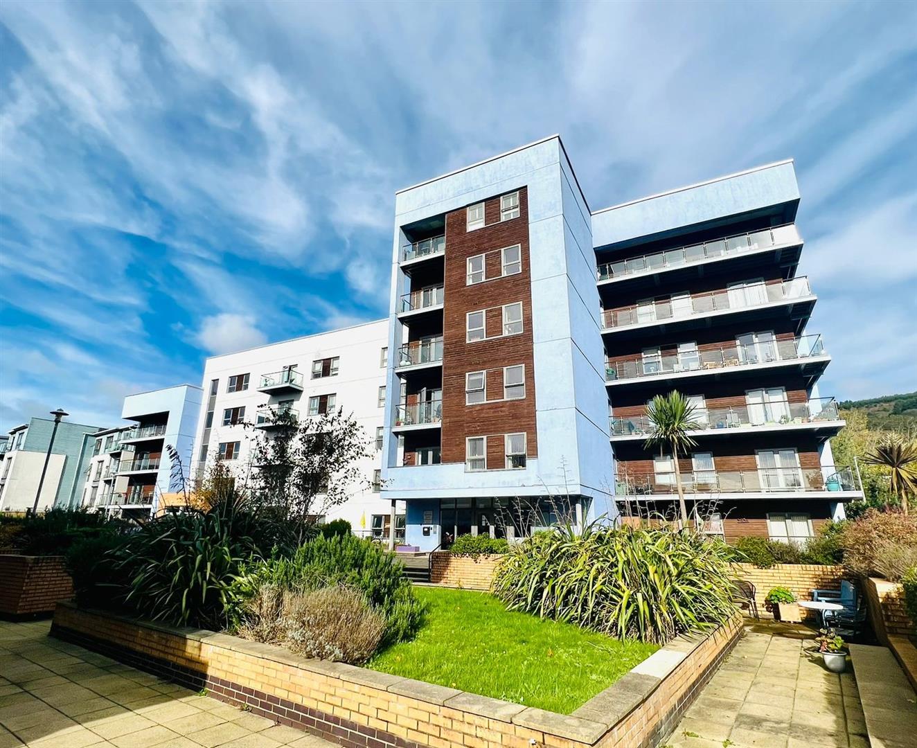 Mariners Court, Lamberts Road, Marina, Swansea, SA1 8QW